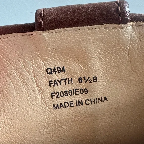 COACH Fayth brown leather riding boots. Size: 6.5. - Picture 7 of 11